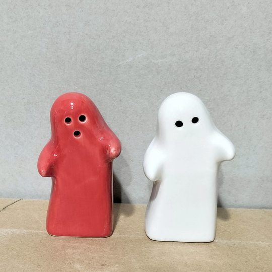 Creative ceramic Pepper bottle barbecue seasoning powder jar couple pepper powder cumin sprinkling bottle commercial table seasoning jar