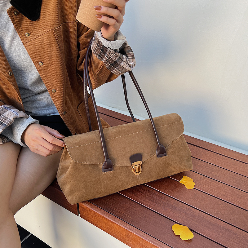 Women's Shoulder Bag High-Quality Suede Patchwork Underarm Baguette Bag Fashion Large Capacity Commuter Bag - Thumbnail 8
