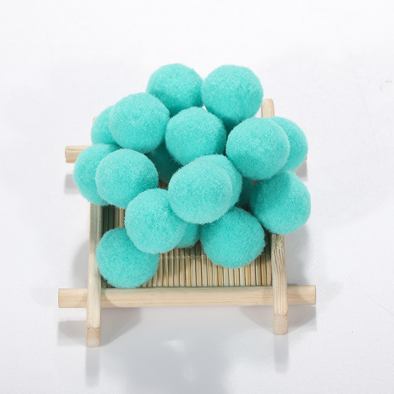 Bola de lana de alta elasticidad envío gratis spot al por mayor bola de peluche de poliéster de color accesorios de bricolaje juguetes hechos a mano bola de lana