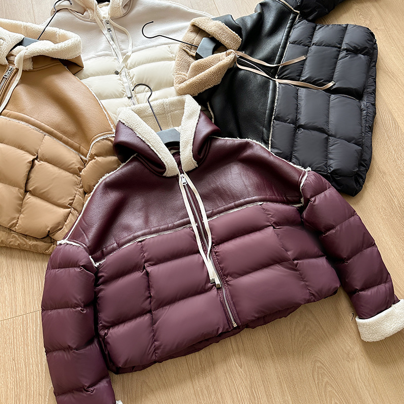Giacca corta europea in piumino per donna stile corto cuciture colore a contrasto pelle PU leggera lusso alta qualità maglione largo 2024 nuovo inverno_voghion.com