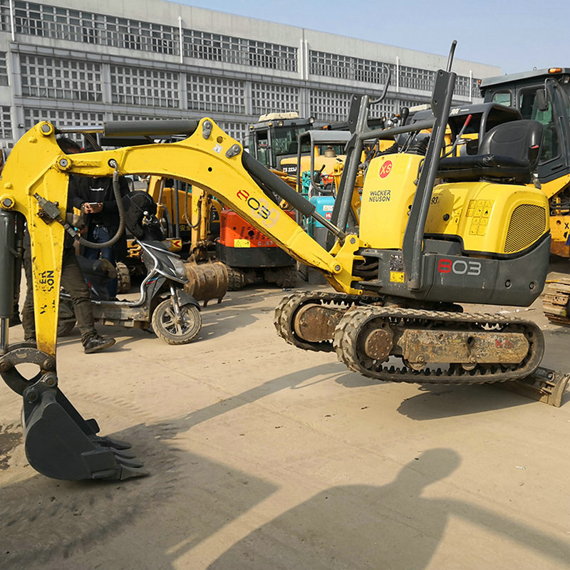 外贸出口报关清关二手挖掘机日立360福建价格！日立交易市场336