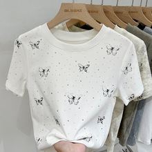 蝴蝶印花正肩短袖t恤女夏季2024新款设计感重工烫钻修身短款上衣