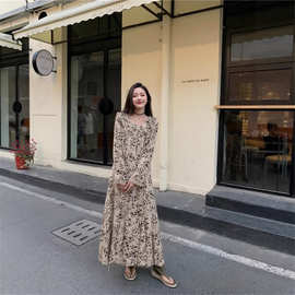 130-300斤大码女装胖妹妹春夏薄款长袖水墨连衣裙温柔风气质小众