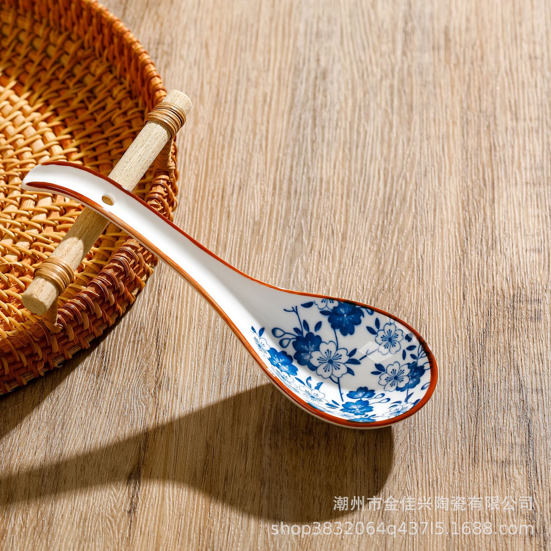 Cuchara japonesa de cerámica hogar Patrón de alto aspecto ins cuchara mezcladora de viento cuchara de gran capacidad diseño de cabeza de cuchara