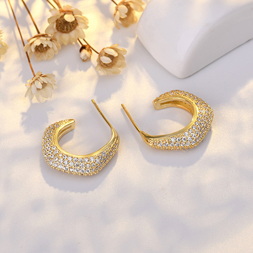 New simple earrings, fashionable and temperament, Moon Bay earrings for women, 18k gold plated zircon silver needle earrings wholesale