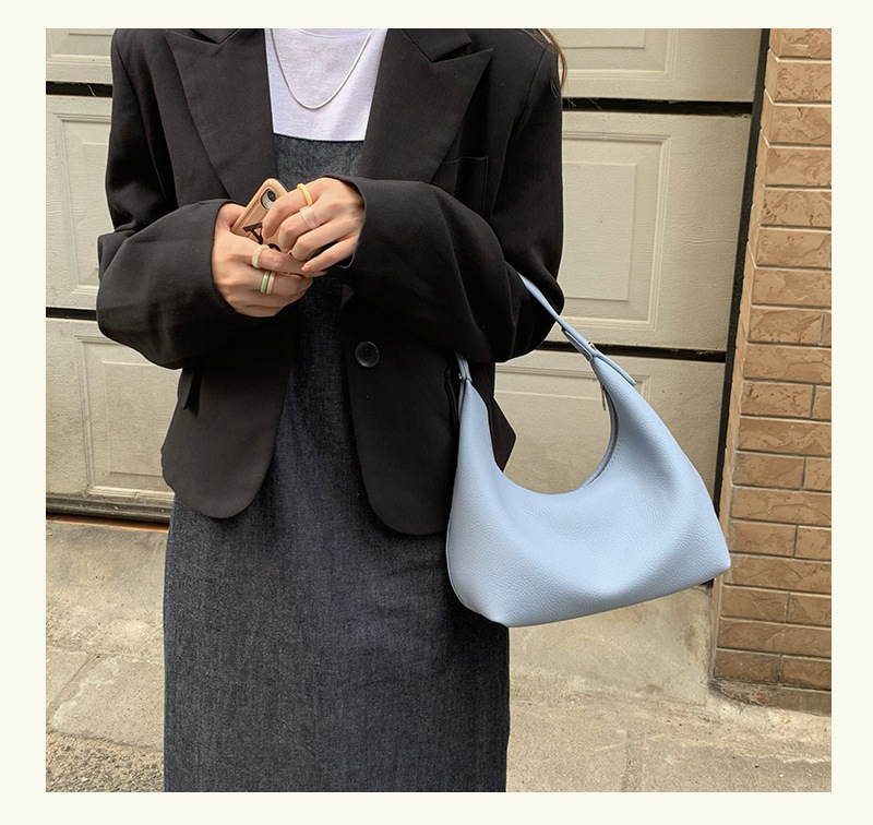 Small Bag Women's Bag 2022 New Autumn And Winter Portable Shoulder Bag Korean Style Contrast Color Minimalist Pu Soft Leather Dumpling Underarm Bag display picture 1