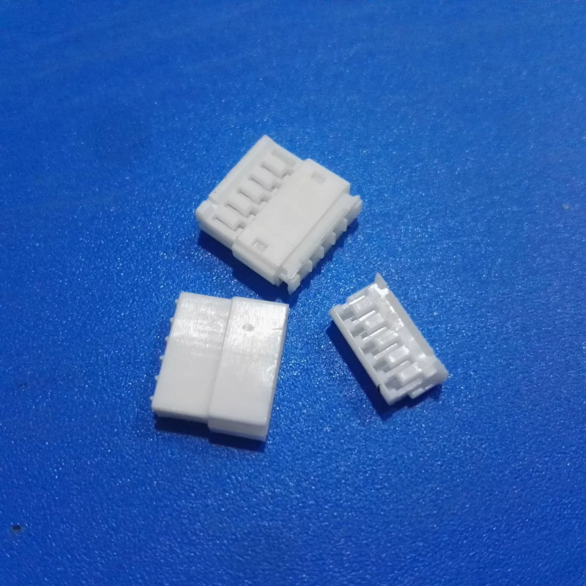 Zh1.5-2p/3p/4p/5R свободная мужская кромка разъем 1.5mm шаг