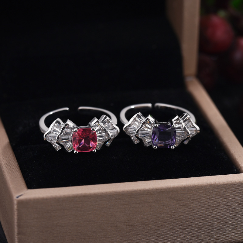 Purple small design elegant ring with zircon with bow