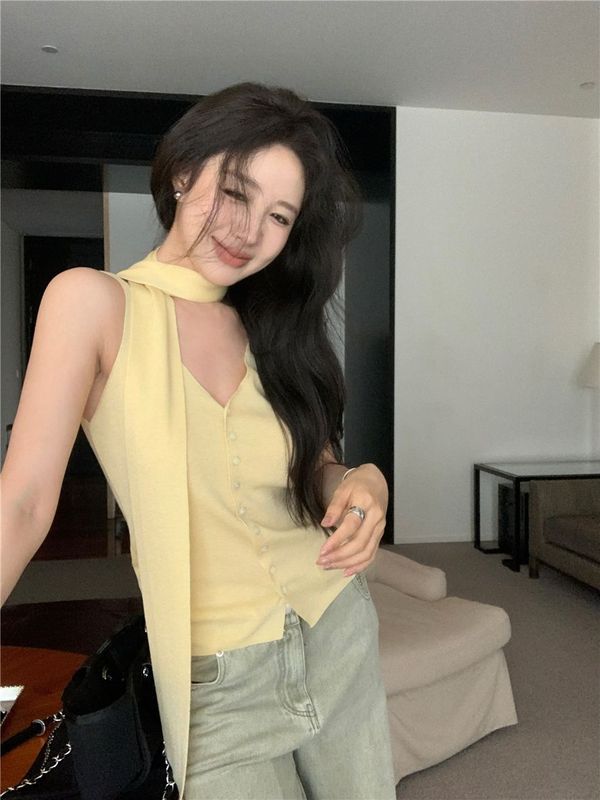 辣妹黄色V领飘带吊带背心女夏季泰式设计感小众修身无袖针织上衣|undefined