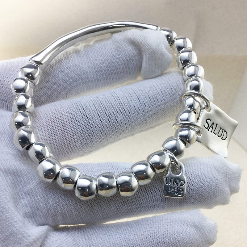 The New Unode50 in 2026 Is a Hot Seller in Spain, Featuring Exquisite, Lucky Nameplate Bracelets, and Is Known for Its Light Luxury The New Unode50 in 2026 Is a Hot Seller in Spain, Featuring Exquisite, Lucky Nameplate Bracelets, and Is Known for Its Light Luxury