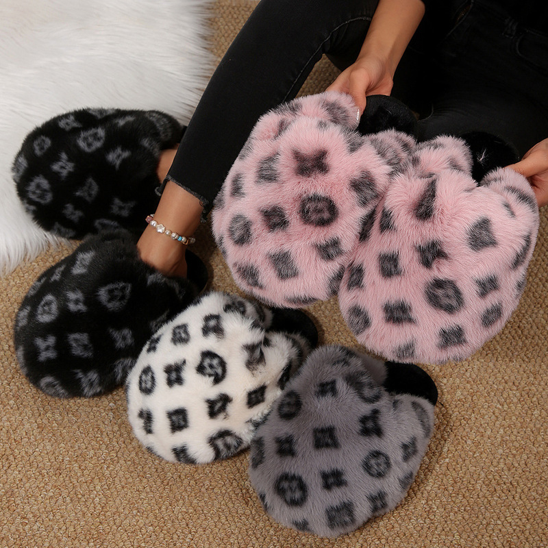 Large size solid color fluffy plush slippers with soft flat soles, closed-toe, warm for winter, suitable for home use, cross-border cotton slippers Large size solid color fluffy plush slippers with soft flat soles, closed-toe, warm for winter, suitable for home use, cross-border cotton slippers