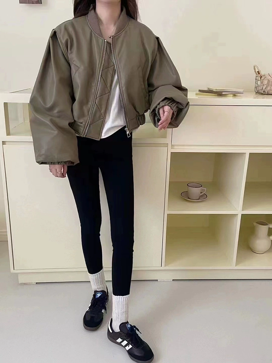Polyurethane winter down jacket, fashionable baseball small cardigan