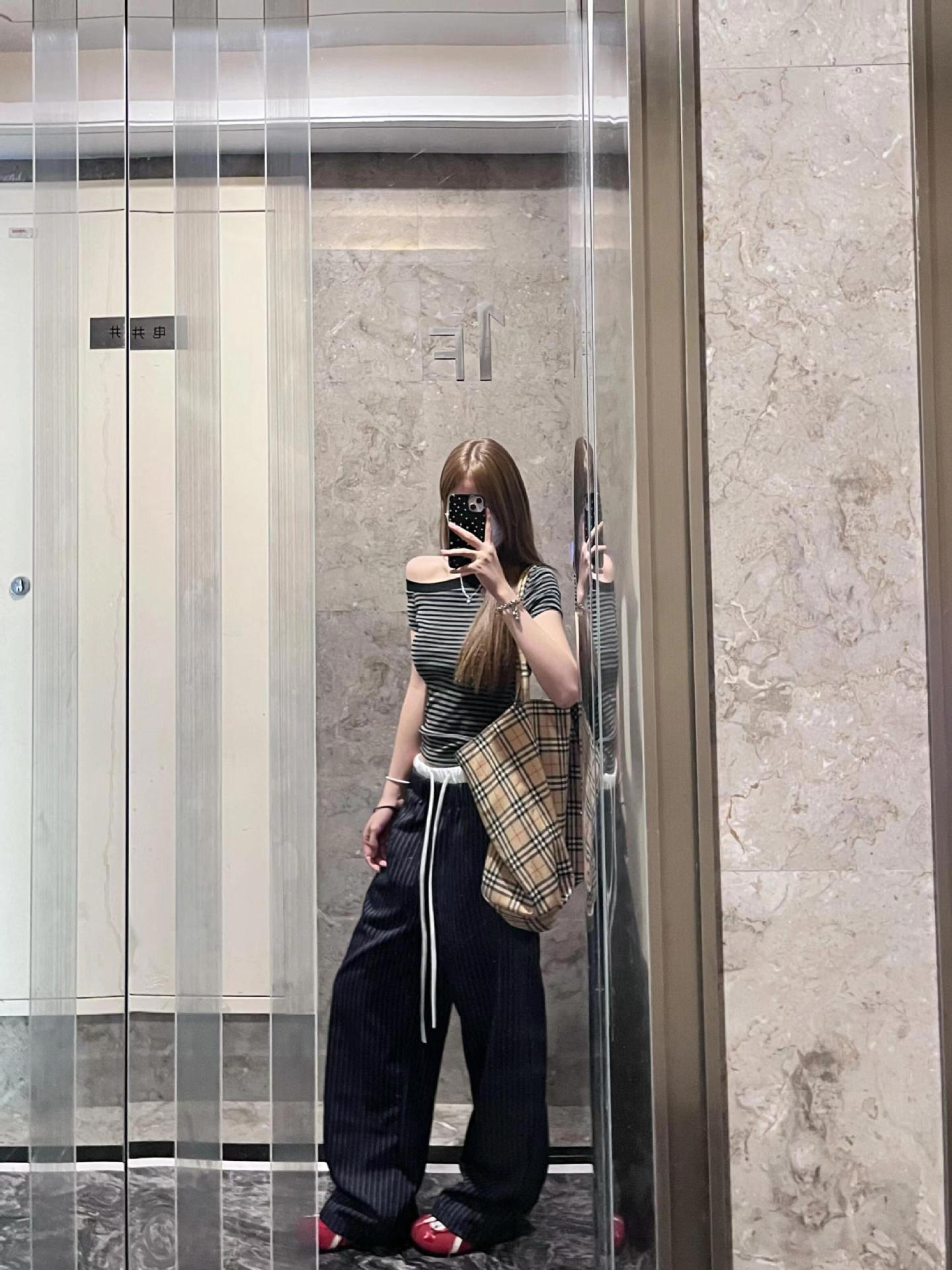 아메리칸 스타일 레트로 스트라이프 반팔 티셔츠 여성 여름 새로운 슬림 핏 슬리밍 세련된 하이