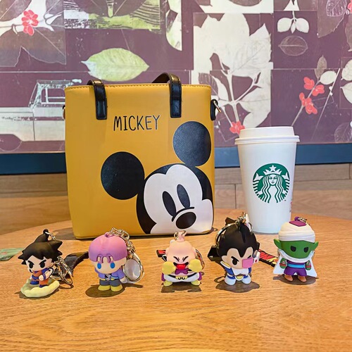 Cartoon anime Dragon Ball Goku keychain car keychain bag pendant gumball machine small gift wholesale