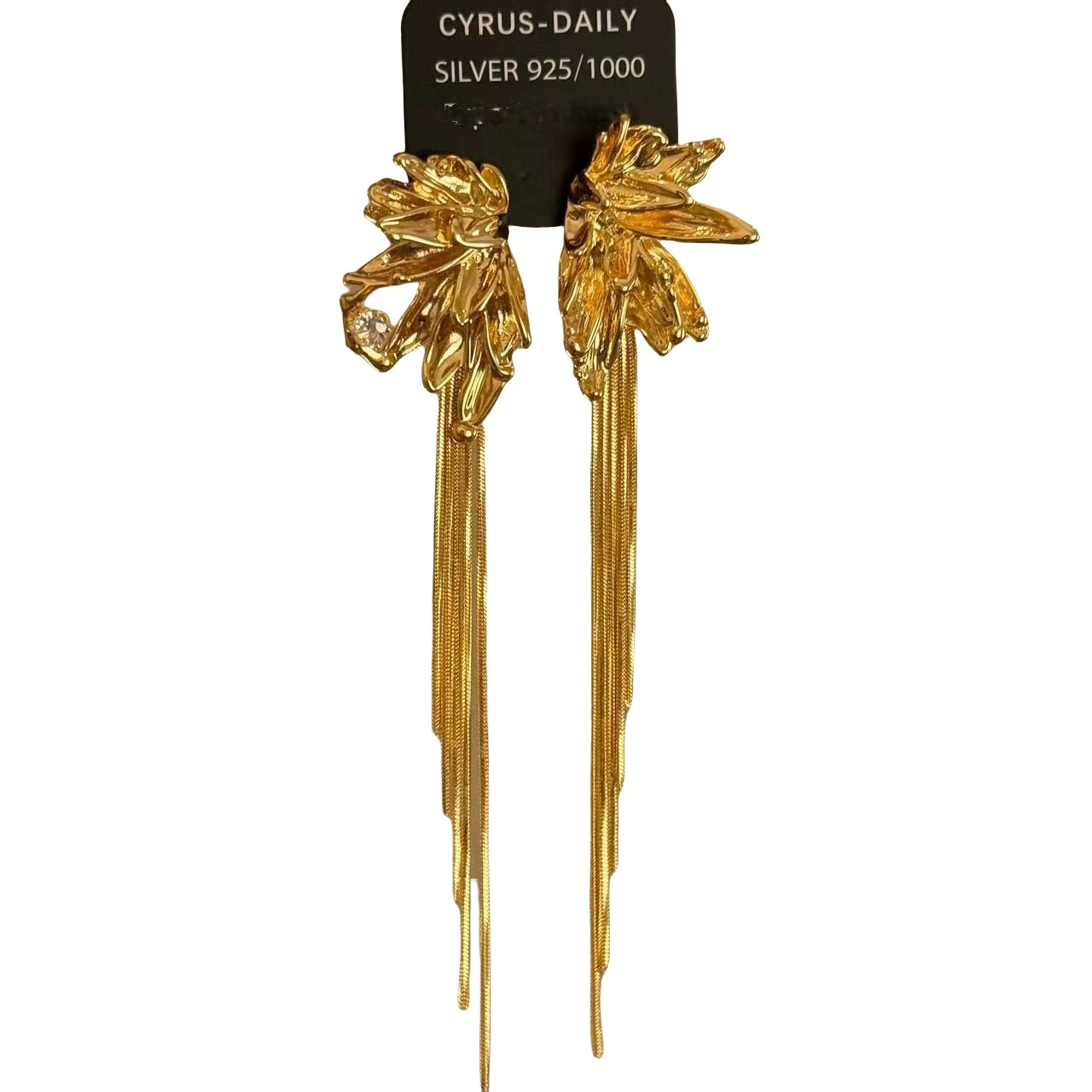 Sophisticated earrings, light luxury style