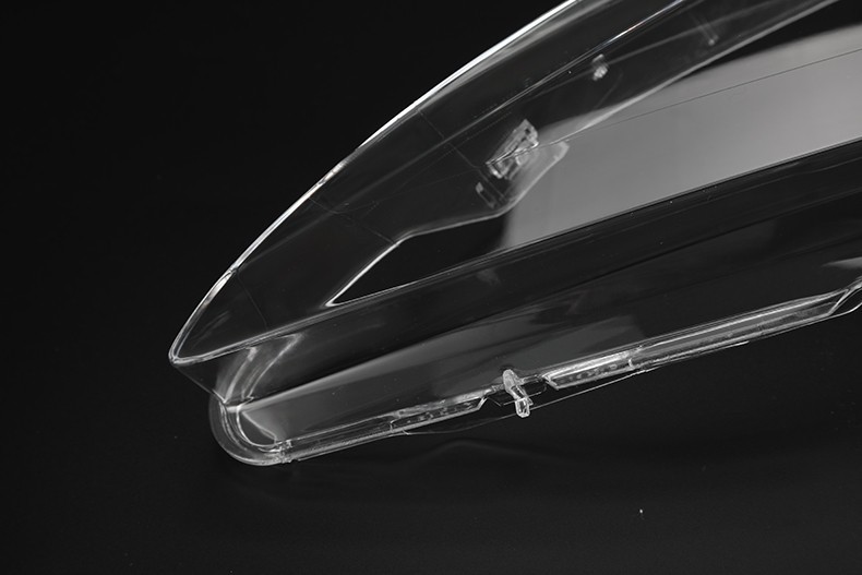 Suitable for Peugeot 307 headlight 03-07 old 307 headlight PC transparent lampshade lamp mask lamp shell