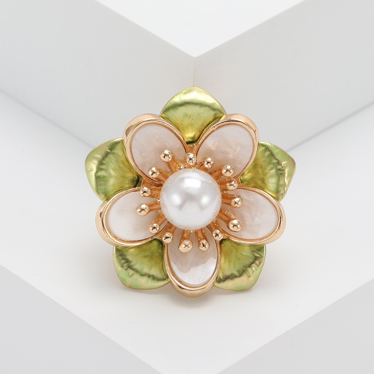 Korean Style Exquisite Simple Enamel Oil Dropping Camellia Brooch Alloy ins Style Jewelry Elegant Fashion Dress Pin