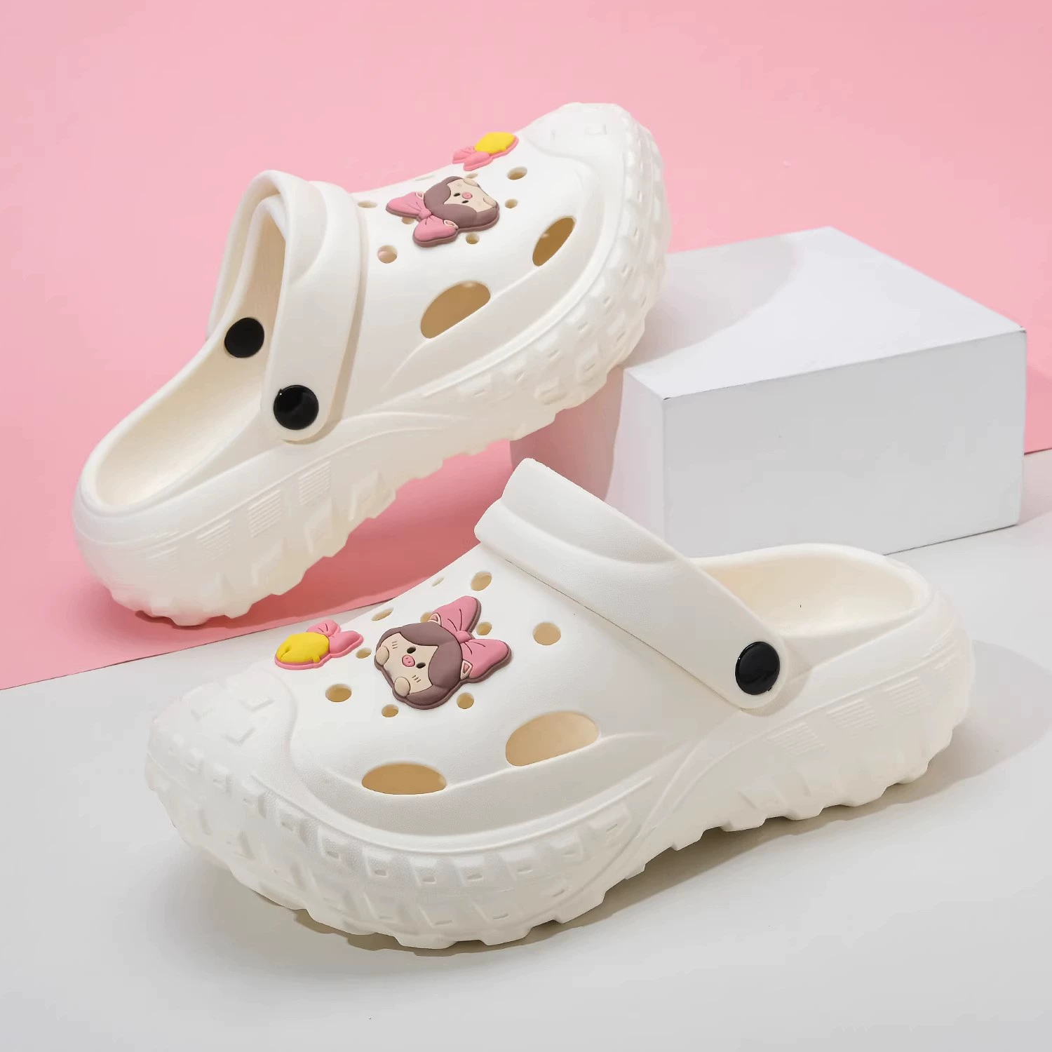 Summer beach sandals, universal slippers, soft sole