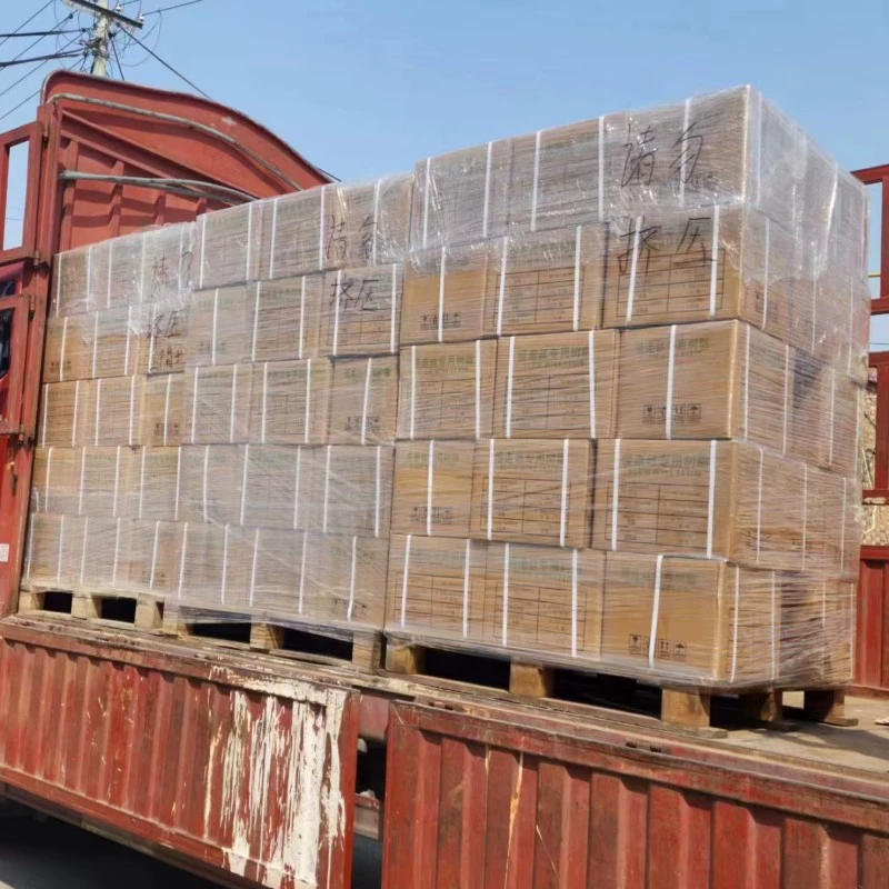 Производители продают анионно-катионную смолу для очистки воды 1:1,8 для приготовления чистой воды с целью снижения уровня TDS.