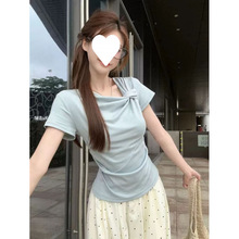260���S�Ĳ��OӋ��Ť�Y�{ɫ����T��Ů�ļ�С���ް��e����������