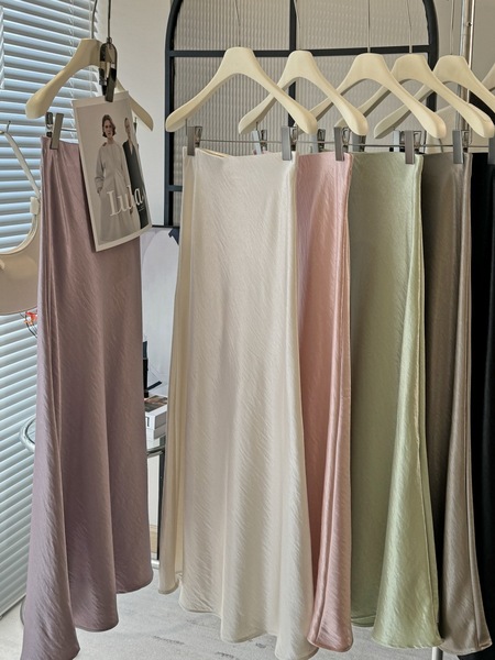 Elegant long skirt