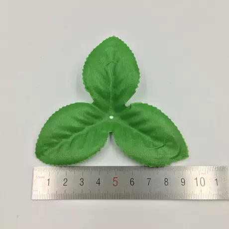 9.5 green triangle leaf