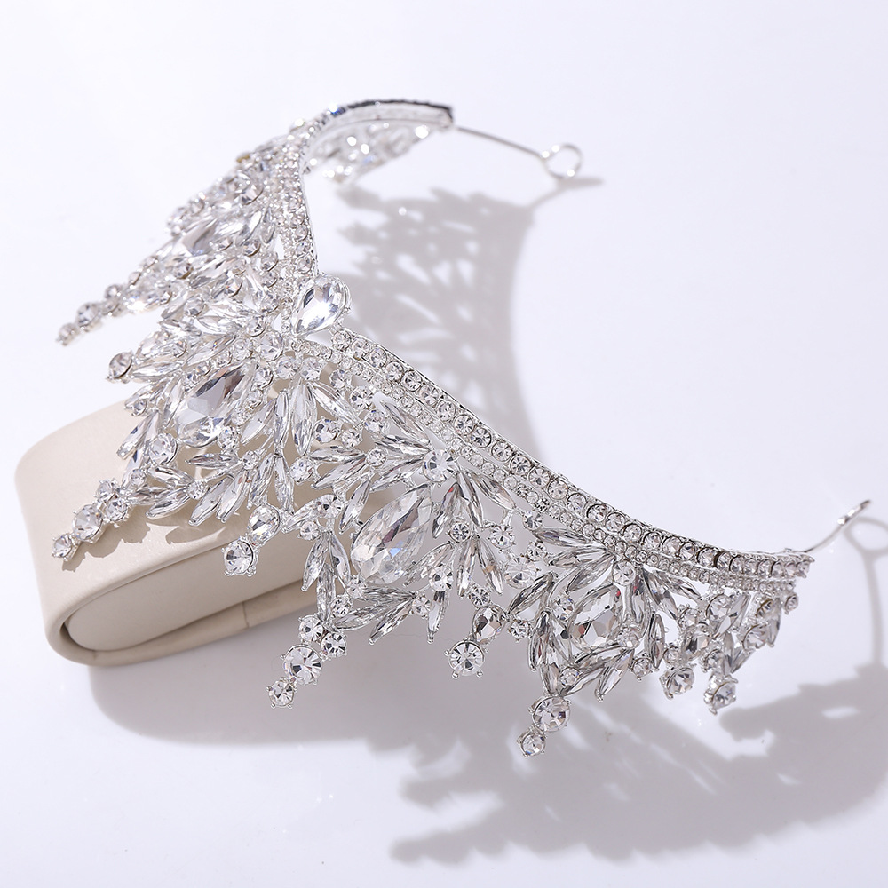 100g Weight Crown Hair Accessories Type 1 Piece Quantity Wedding, Birthday, Festival Occasion Alloy Material Leaf, Crown Pattern All Seasons Season Women's, Adults Gender Diamond Design Bridal, Shiny Style Bridal Shiny Women's Adults Leaf Crown Alloy Diamond Crown 18