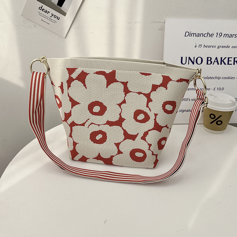 Bolso de punto de mensajero simple de nueva moda Bolso de hombro casual de gran capacidad Bolso Tote Bolso de viajero diagonal para mujer