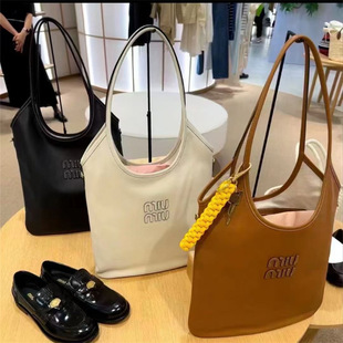 26�¿�tote�Q��ُ���㼑��L���������ذ���ŮhoboţƤ����μ��