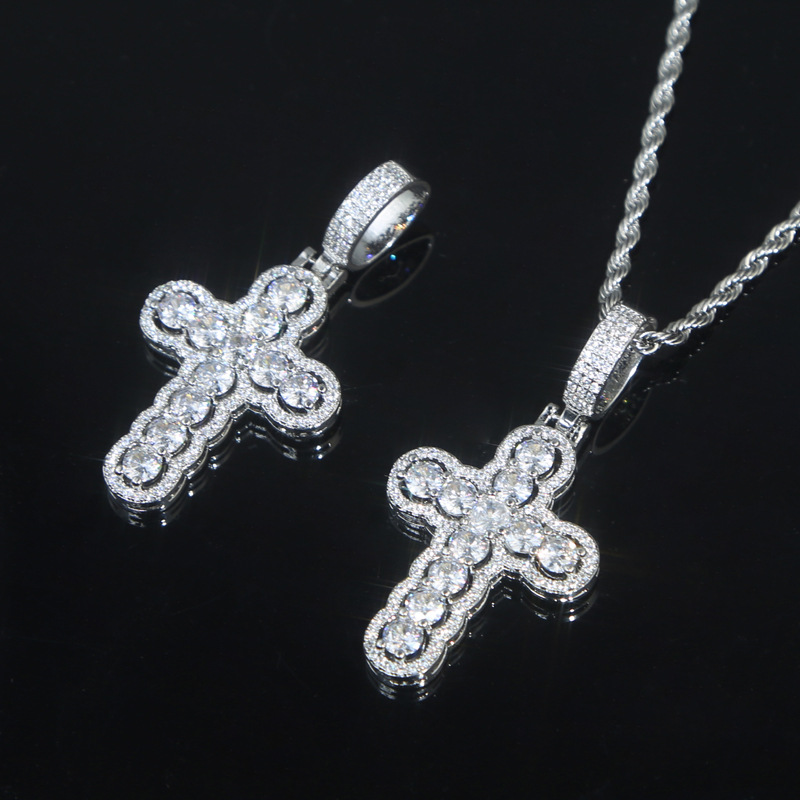 Hip-hop Cross Copper Inlay Zircon Pendant Necklace display picture 1