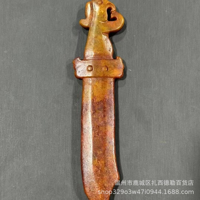 古遊び雑は古に似せて古い山の玉の彫刻の工芸品の小さい置物のメーカーの卸売りのペンダントのハンドルの露店をします。|undefined