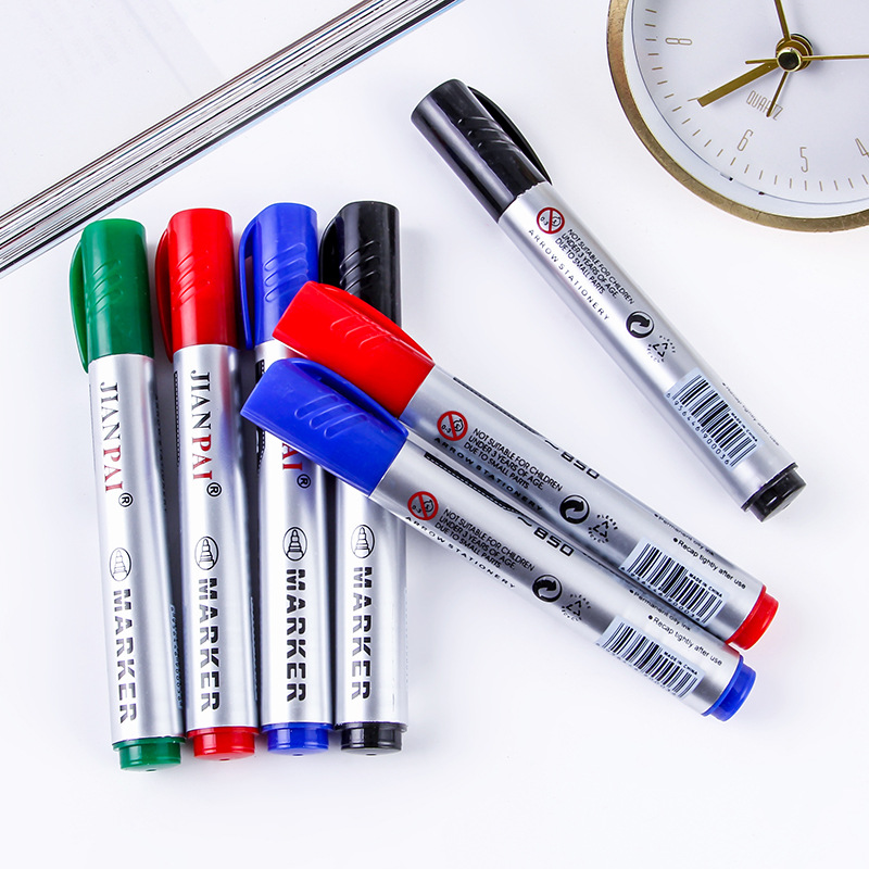 Marca de la espada marcador de cuatro colores al por mayor cabeza grande marcador aceitoso de gran capacidad pluma no borrable suministro directo de fábrica