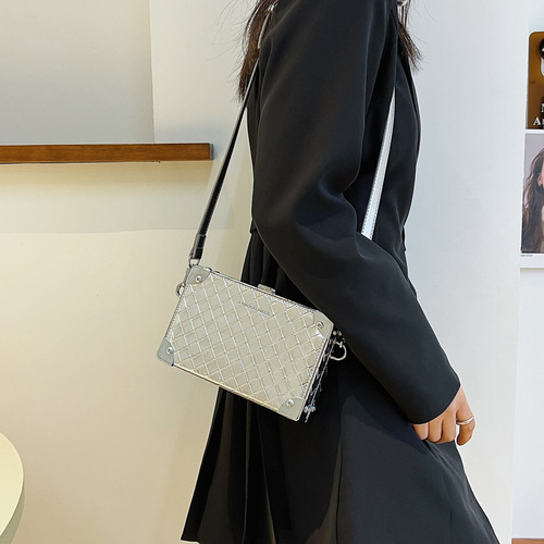 High-end textured box bag for women, new Korean style trendy brand fashion woven rhombus shoulder bag, crossbody small square bag