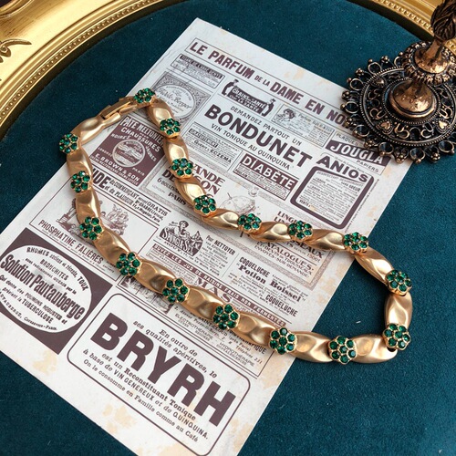 Medieval jewelry colorful rhinestone ribbon series necklace bracelet real gold plated versatile millet pearl necklace