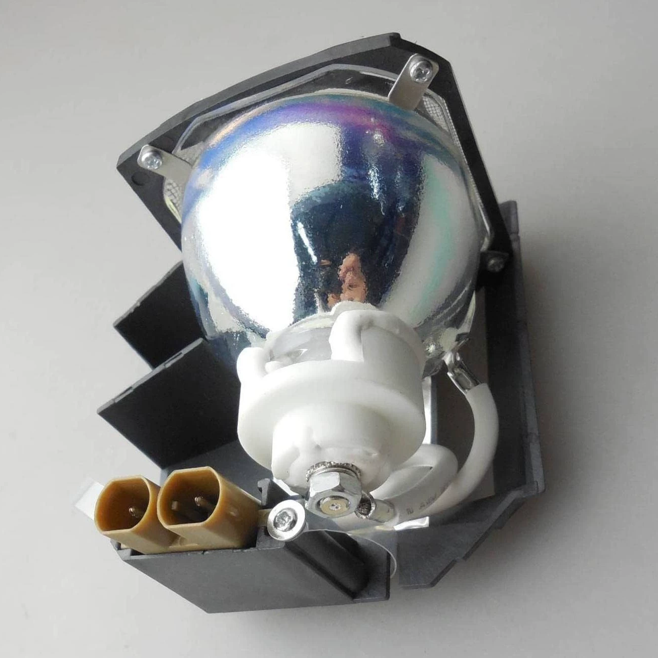 Лампа проектора VLT-XD70LP подходит для Mitsubishi LVP-XD70/LVP-XD70U/XD70U/XD70U/XD70