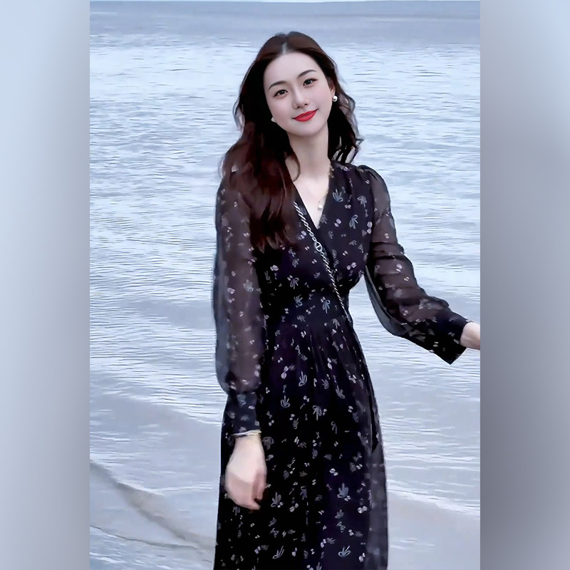 黑色碎花收腰雪纺连衣裙女2025春秋新款气质高级感法式收腰长裙子|undefined
