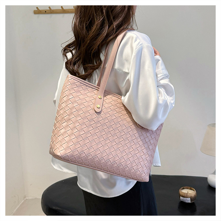 Elegant retro woven trend fashionable universal one-shoulder bag one shoulder, internet celebrity
