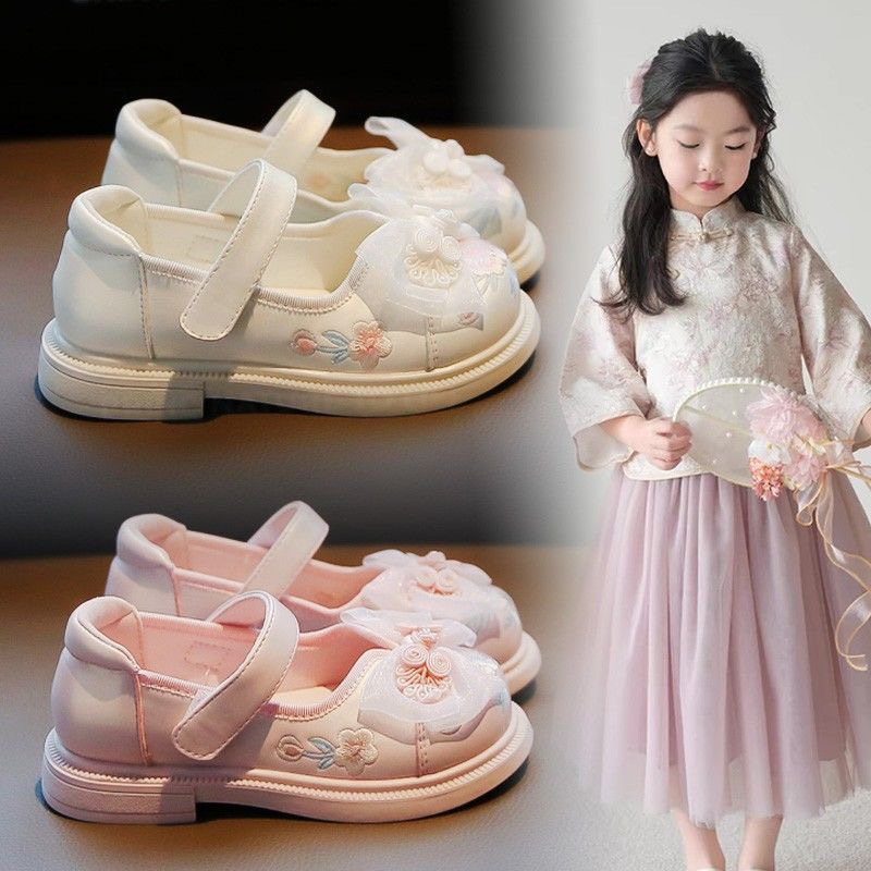 Zapatos de cuero para niñas estilo nacional zapatos de estilo chino primavera 2025 nuevos zapatos bordados para niños arco de la princesa zapatos de moda