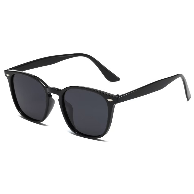 Polarized Oval Sunglasses For Men - Classic Rivet Detail & UV400 Protection_voghion.com