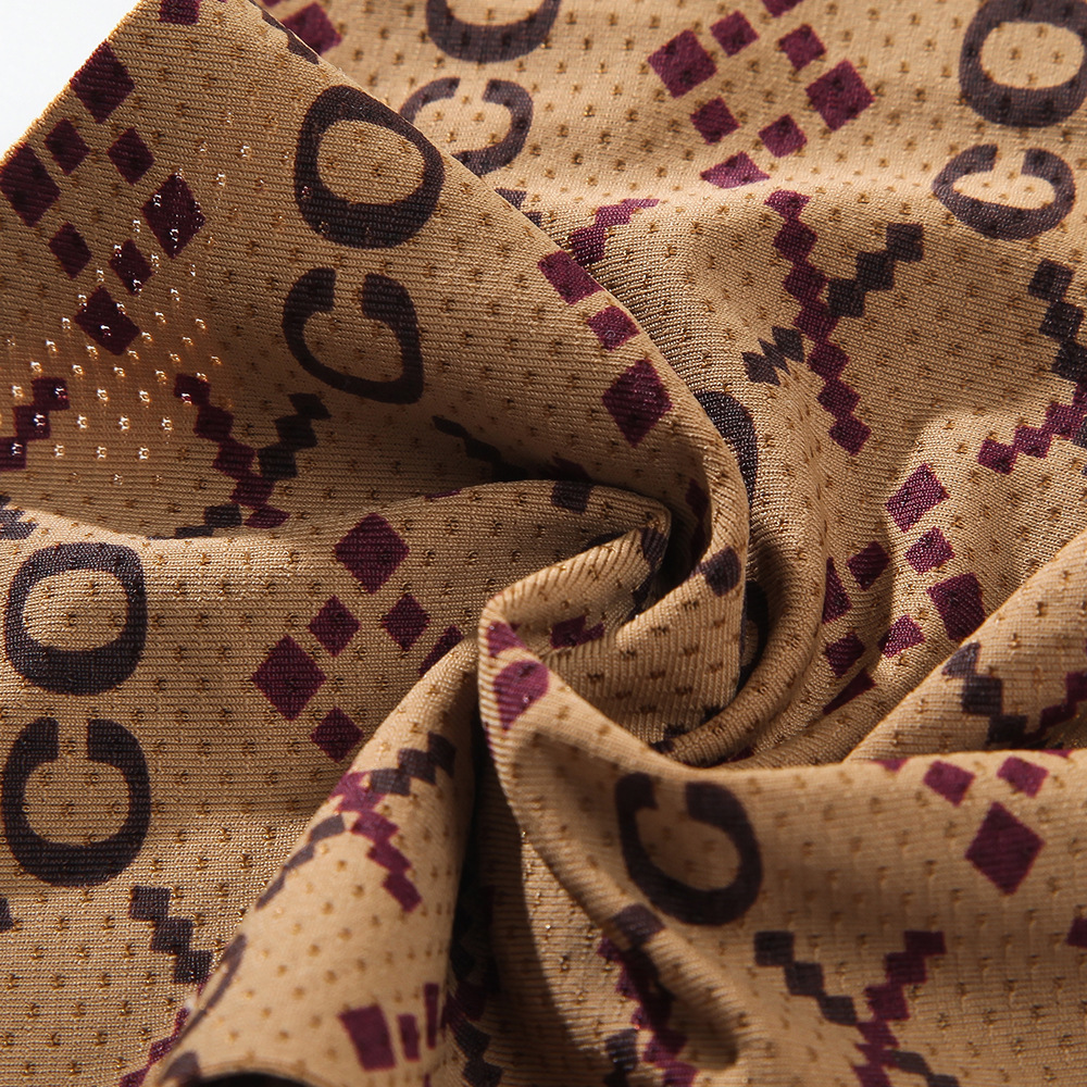 En stock europeo y americano sexy seda de hielo Tanga de mujer sin costuras cintura baja ligero transpirable cómodo antibacteriano entrepierna ventas directas de fábrica