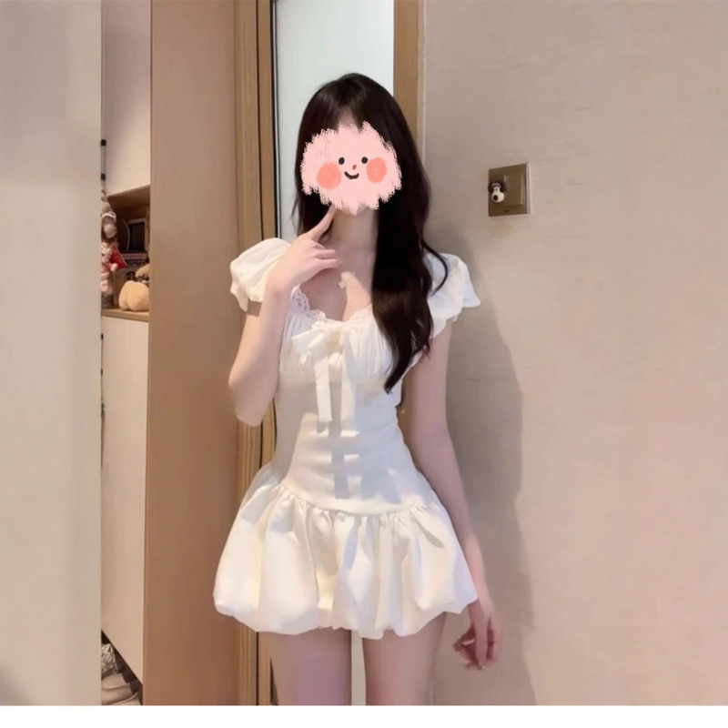 法式初恋少女感白色泡泡袖连衣裙女修身设计感蝴蝶结花苞短裙夏季|undefined