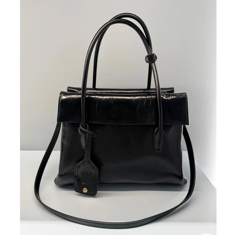 Aventure bolso de concha italiano mujer 2024 nuevo bolso de bolos retro miu bolso de mensajero portátil de cuero