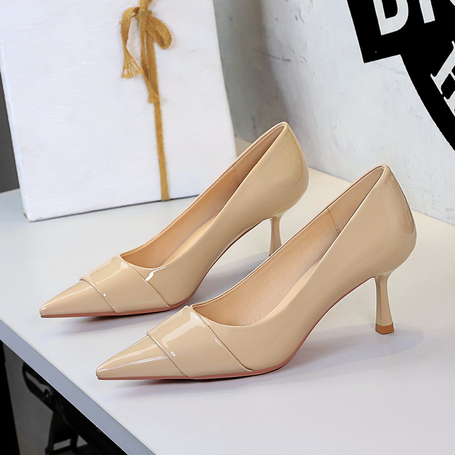 9577-2 European And American Style Banquet Fashion High-heeled For Women, Pointed Toe, Shallow Cut, High-end Patent_vogvips.com