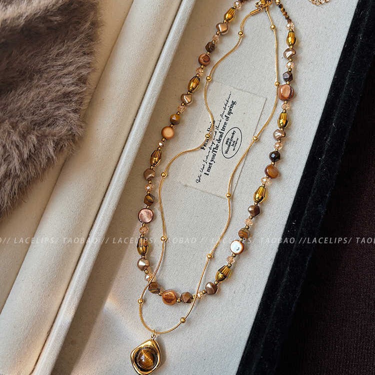 Retro Coffee Color Beaded Necklace Women's Stacked Sweater Chain 2025 New Accessible Luxury Niche Necklace Elegant Accessories