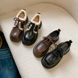 女式皮靴;女式休闲单鞋;女式时装单鞋