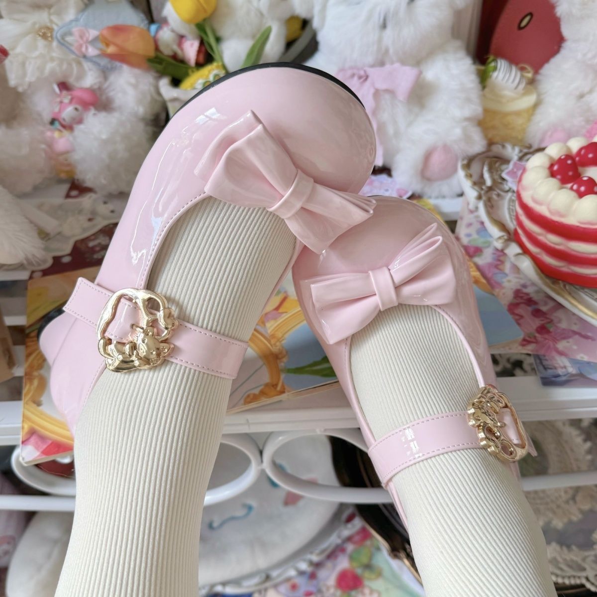 Zapatos de lolita primavera 2026 nuevos zapatos de arco de moda simple cabeza redonda adorable zapatos de talón grueso dulces marizhen