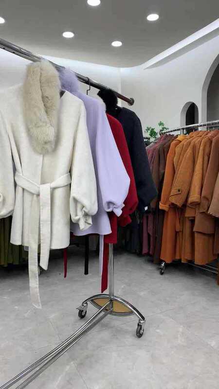 Special offer: Bubble-sleeve, fox fur-trimmed, mid-length, double-faced wool coat
