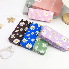 Factory Wholesale Cartoon Eyeglass Box for Men and Women, Students, Korean Style, Fresh and Cute, Simple and Portable, Durable Metal Eyeglass Box