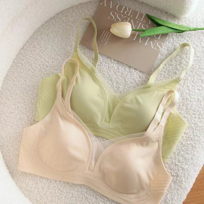 Seamless Underwear Women's Summer Thin Large Chest Small Chest Non-steel Ring Anti-sagging Ultra-thin Cool Petal Cup Bra