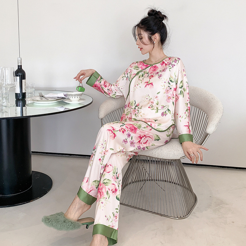 New Chinese-Style Pajamas, Retro Small Town Story Set, National Style Ice Silk Pajamas, High-End Women's Thin Home Wear New Chinese-Style Pajamas, Retro Small Town Story Set, National Style Ice Silk Pajamas, High-End Women's Thin Home Wear